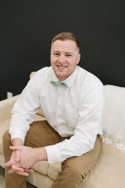 Feelin Lucky Bow Tie (Pre-Tied)