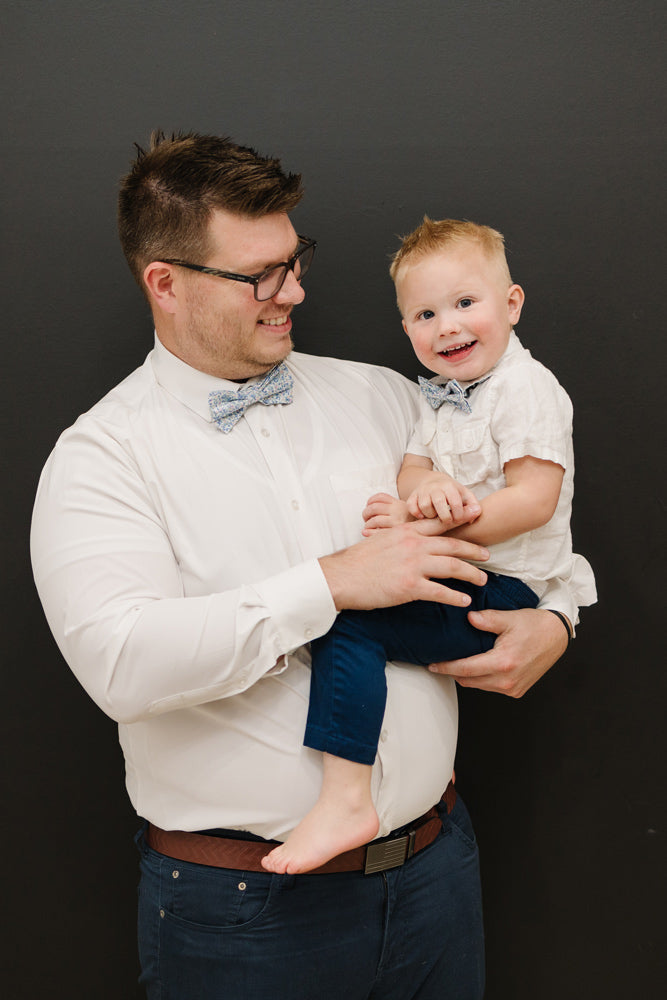 Misty Love Bow Tie (Pre-Tied)