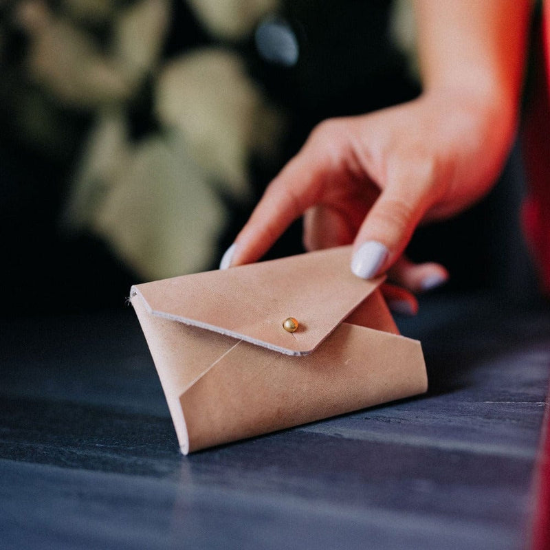 No-Stitch Button Card Holder