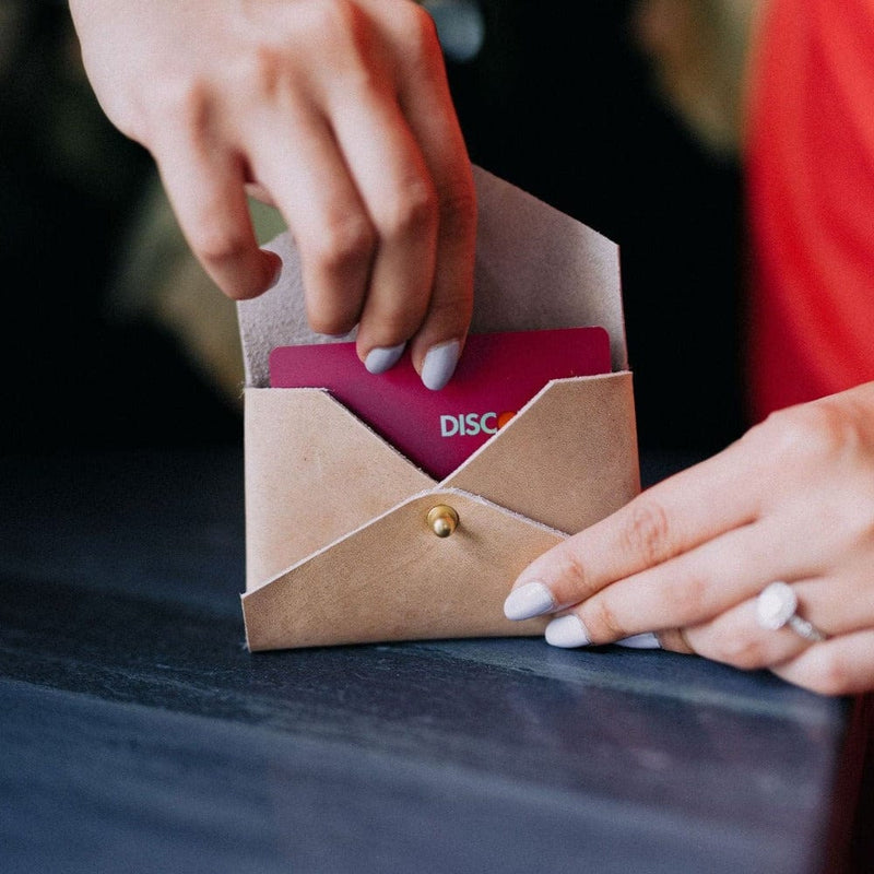 No-Stitch Button Card Holder
