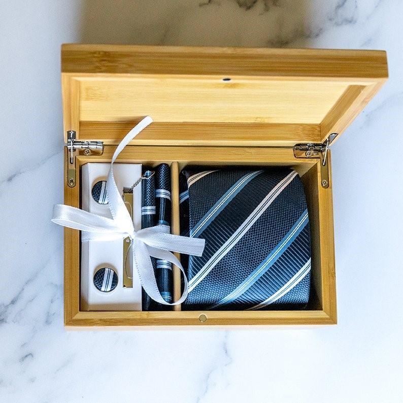 Personalized Gentleman’s Box – Father’s Collection