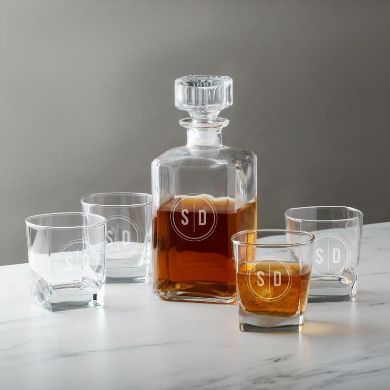 Personalized Square Decanter (1 Decanter)