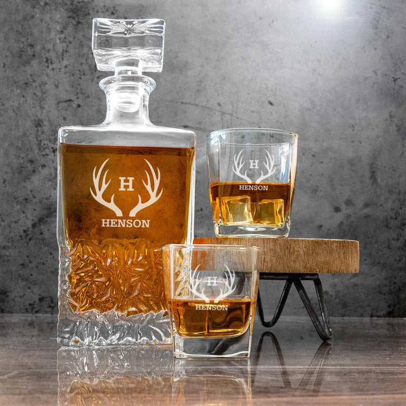 Personalized Kinsale Decanter Set with 2 Square Cocktail Glasses